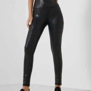 Off-Line by Aerie Women's Small Black Fitted Athletic Stretch Workout Yoga Pants